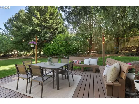 3840 NW Loy Court Portland OR 97229