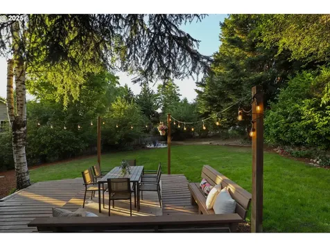 3840 NW Loy Court Portland OR 97229
