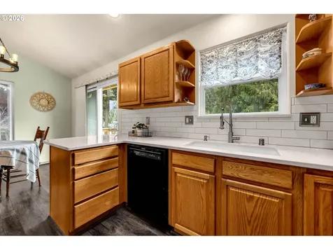 11917 NE 35th Circle Vancouver WA 98682