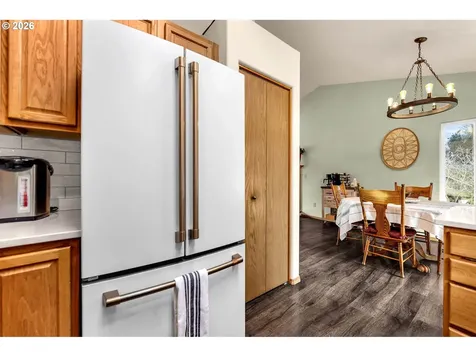 11917 NE 35th Circle Vancouver WA 98682