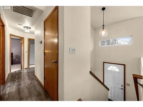 11917 NE 35th Circle Vancouver WA 98682