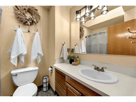 11917 NE 35th Circle Vancouver WA 98682