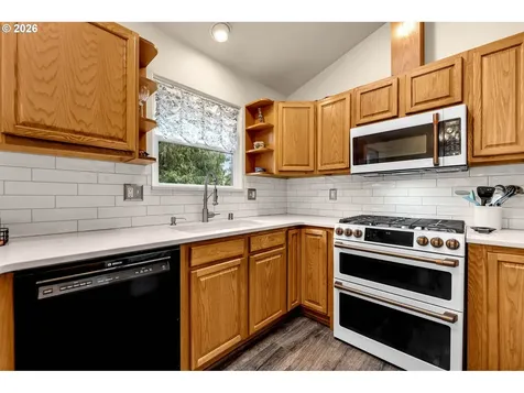 11917 NE 35th Circle Vancouver WA 98682