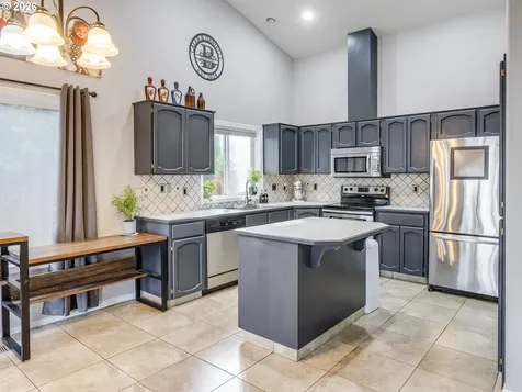 1607 NE 16th Court Battle Ground WA 98604