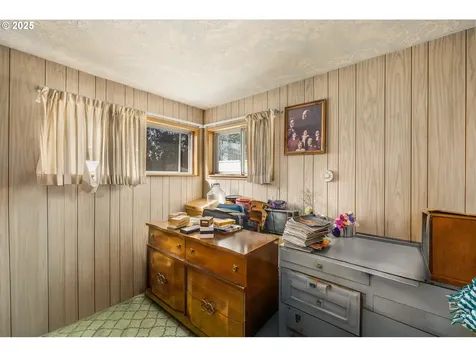 11246 SE Harold Street Portland OR 97266