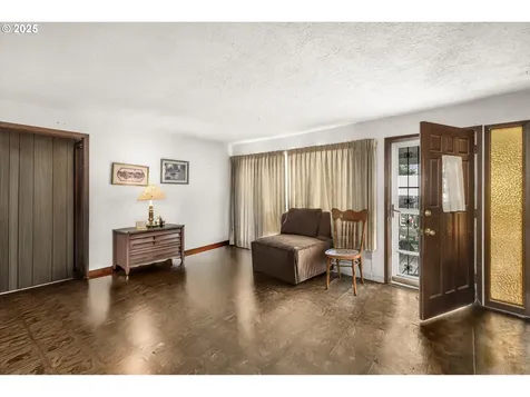 11246 SE Harold Street Portland OR 97266