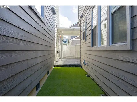 15158 NW Evelyn Street Portland OR 97229