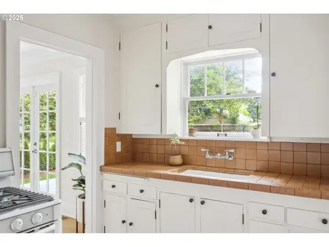 2514 NE 34th Avenue Portland OR 97212