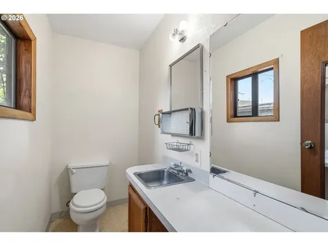 1061 5th Street Washougal WA 98671