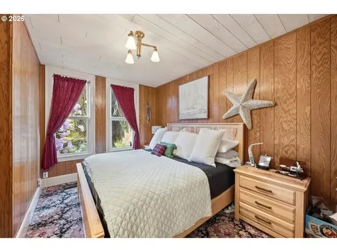 511 Oak Street Oakland OR 97462