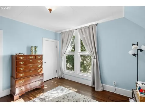511 Oak Street Oakland OR 97462