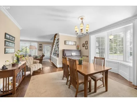 511 Oak Street Oakland OR 97462