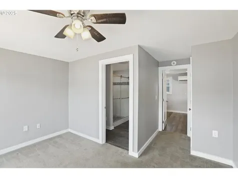 1879 N Jantzen Avenue Portland OR 97217