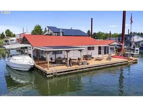 1879 N Jantzen Avenue Portland OR 97217