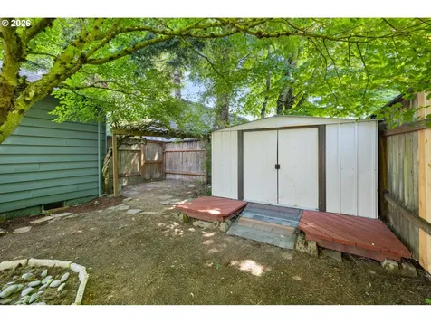 1053 SE Barnes Road Gresham OR 97080