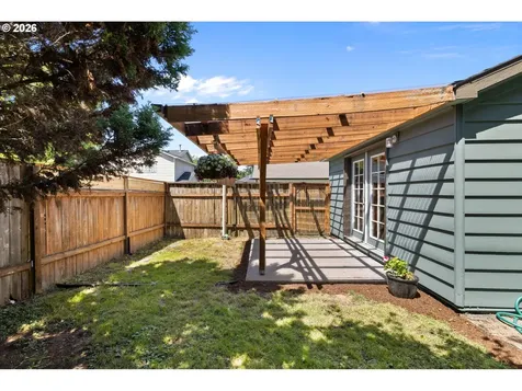 1053 SE Barnes Road Gresham OR 97080