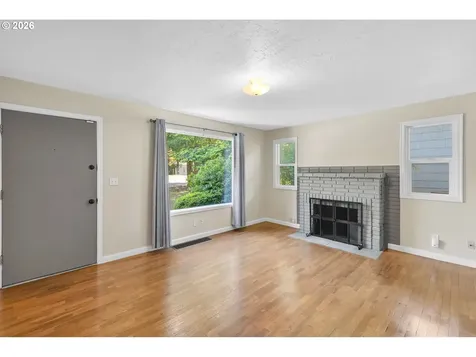 1053 SE Barnes Road Gresham OR 97080