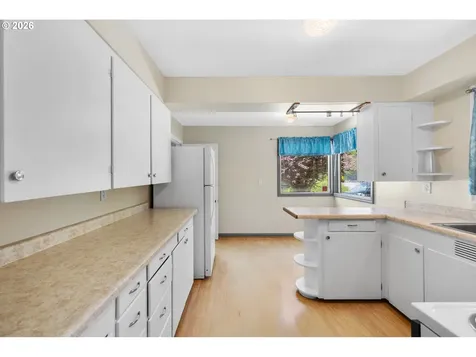 1053 SE Barnes Road Gresham OR 97080
