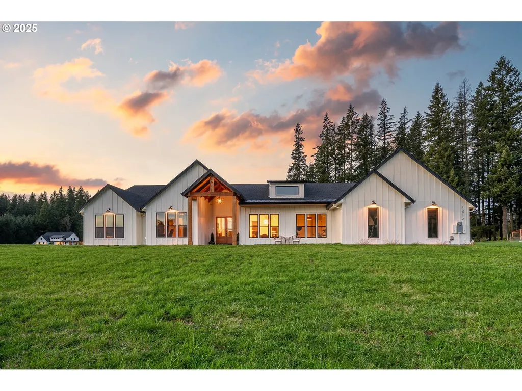 13712 NE Grantham Road Amboy WA 98601
