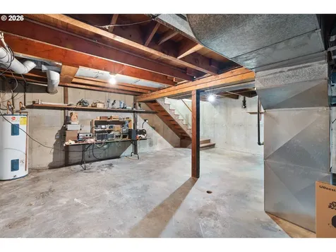 470 W Dartmouth Street Gladstone OR 97027