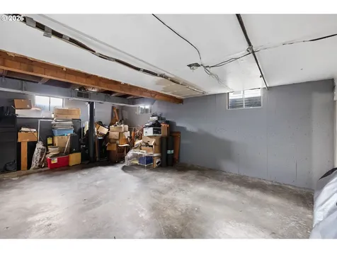 470 W Dartmouth Street Gladstone OR 97027