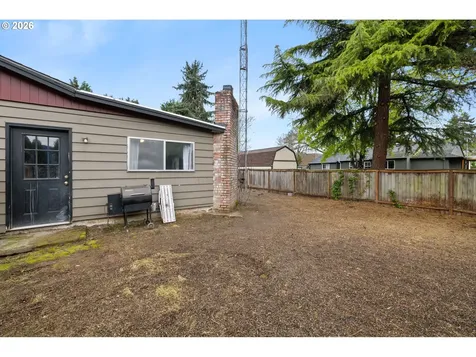 470 W Dartmouth Street Gladstone OR 97027