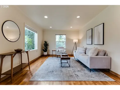 1924 Friendly Street Eugene OR 97405