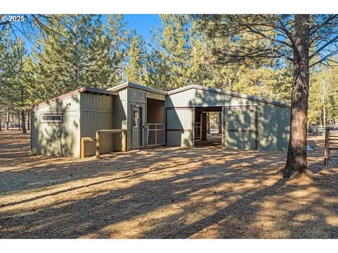 15625 Trapper Point Road Sisters OR 97759
