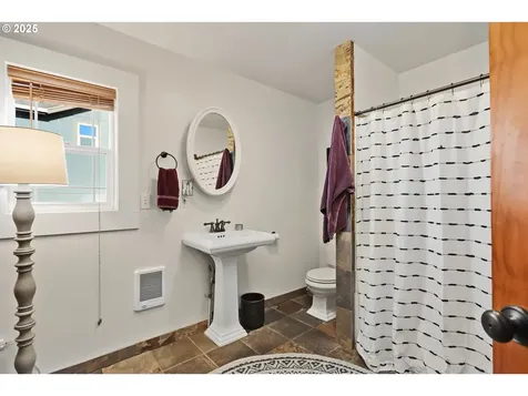 811 W 9th Street The Dalles OR 97058