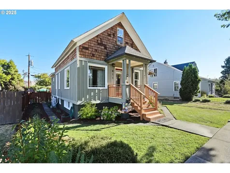 811 W 9th Street The Dalles OR 97058