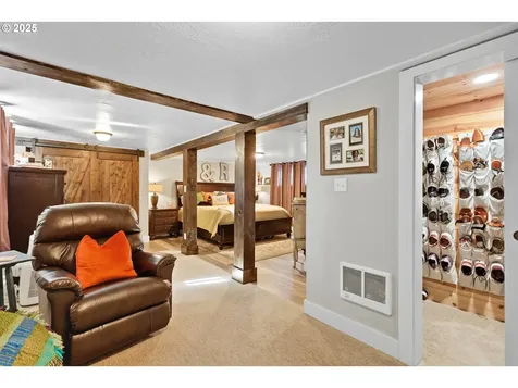 811 W 9th Street The Dalles OR 97058