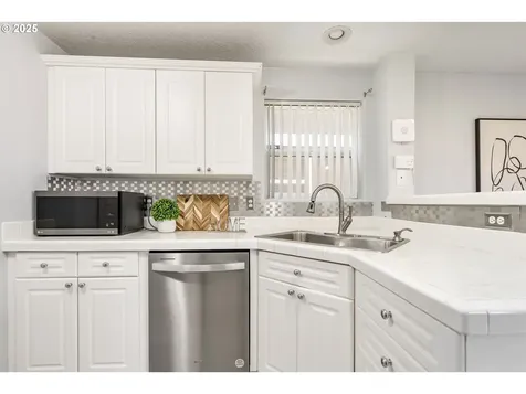 20551 SW Tesoro Court Beaverton OR 97003