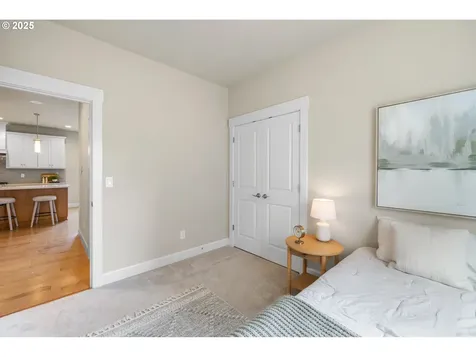 2178 SE 10th Avenue Canby OR 97013