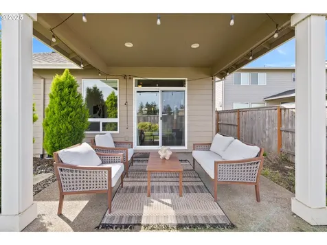 2178 SE 10th Avenue Canby OR 97013