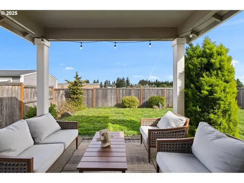 2178 SE 10th Avenue Canby OR 97013