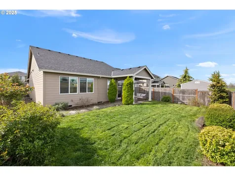 2178 SE 10th Avenue Canby OR 97013