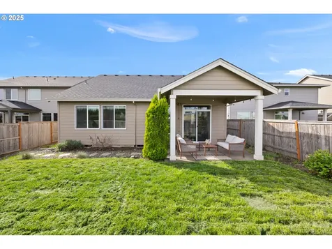 2178 SE 10th Avenue Canby OR 97013