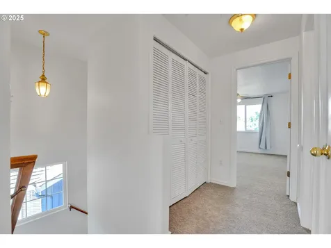1819 SE 173rd Avenue Vancouver WA 98683