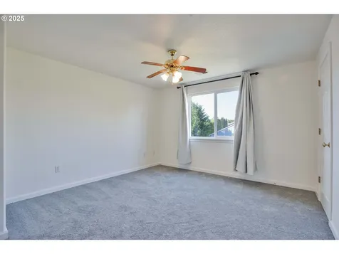 1819 SE 173rd Avenue Vancouver WA 98683