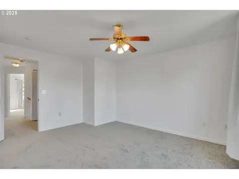 1819 SE 173rd Avenue Vancouver WA 98683