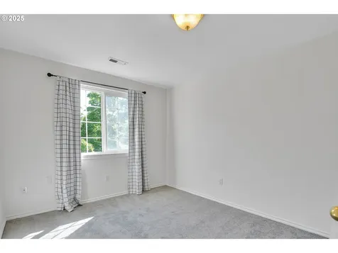 1819 SE 173rd Avenue Vancouver WA 98683