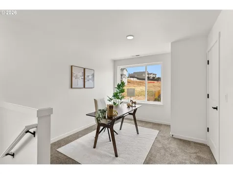 16036 Serres Farms Way Oregon City OR 97045