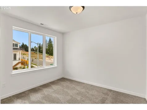 16036 Serres Farms Way Oregon City OR 97045