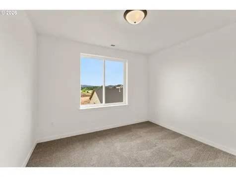 16036 Serres Farms Way Oregon City OR 97045