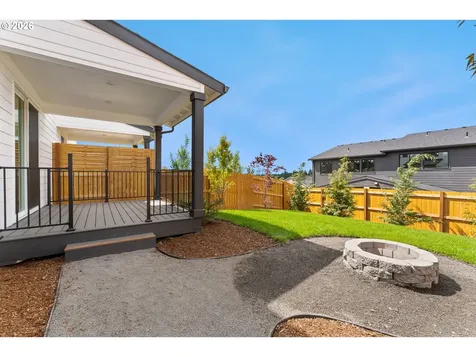 16036 Serres Farms Way Oregon City OR 97045