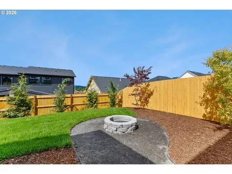 16036 Serres Farms Way Oregon City OR 97045