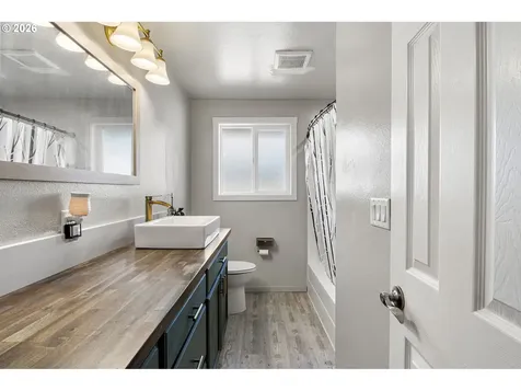 4577 Liberty Street Eugene OR 97402