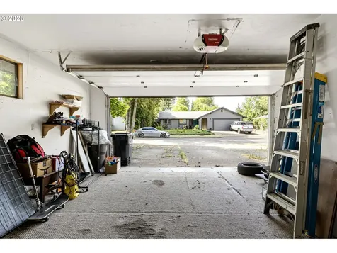 4577 Liberty Street Eugene OR 97402