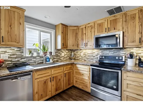4577 Liberty Street Eugene OR 97402