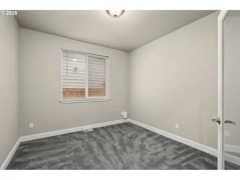 2073 SE 48th Avenue Hillsboro OR 97123